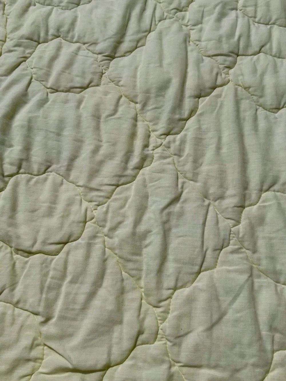 Vintage Yellow Quilted Baby Blanket Ruffle Edge Green Trim Calico Floral Print